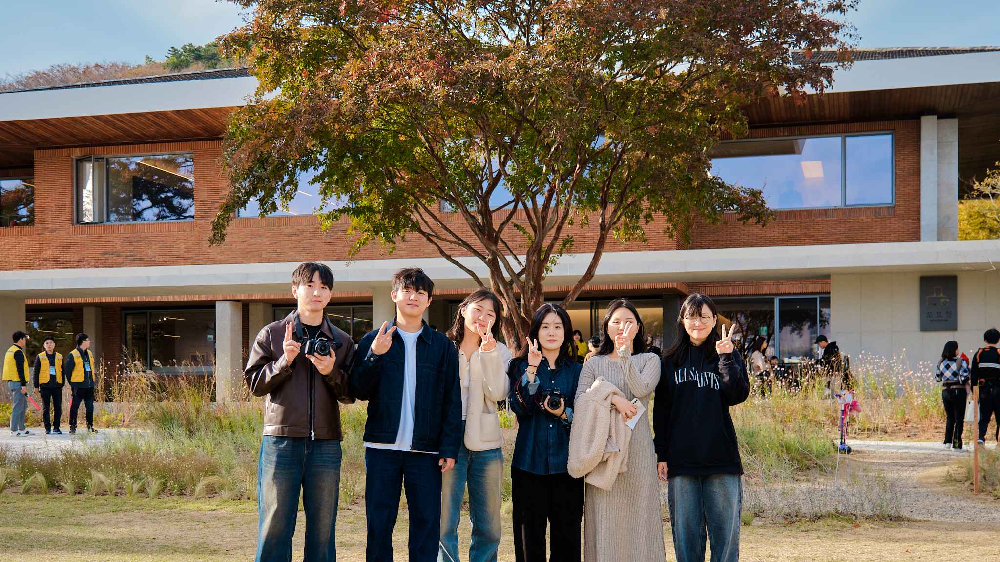 디카시 투어 - 부산 로컬 투어 후 나만의 여행 엽서북 만들기